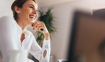 Why Should Women Entrepreneurs Consider the UAE To Start a Business?